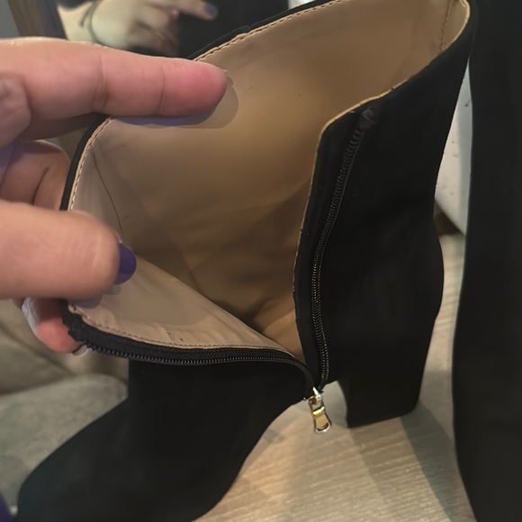 Ann Taylor Black Ankle Boots Sleek Design - Picture 6 of 7